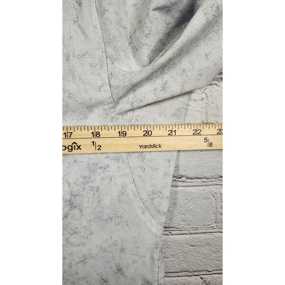 Lululemon Commission Short Sleeve Shirt Mens Medium Grey Ripstop Button Down - Picture 9 of 12